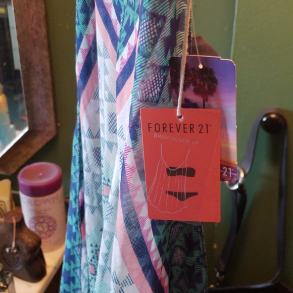 🚫SOLD🚫Forever 21 Handkerchief Maxi Dress - Picture 5 of 5